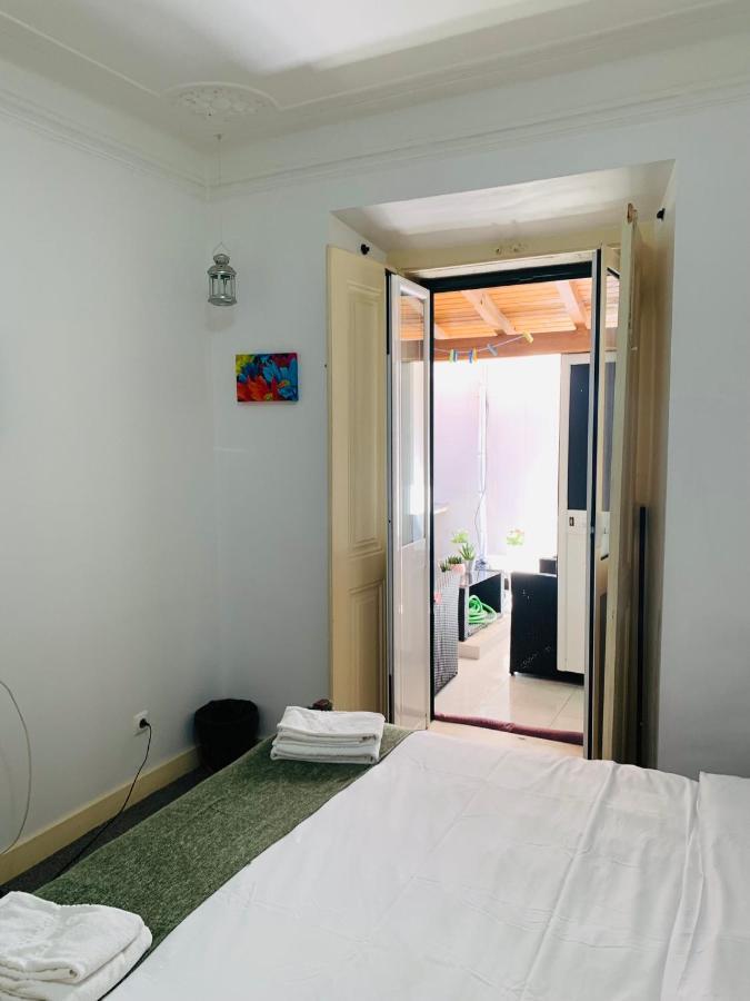 Sao Lazaro Bhuiyan Family Host Hotel Lisbon Exterior photo